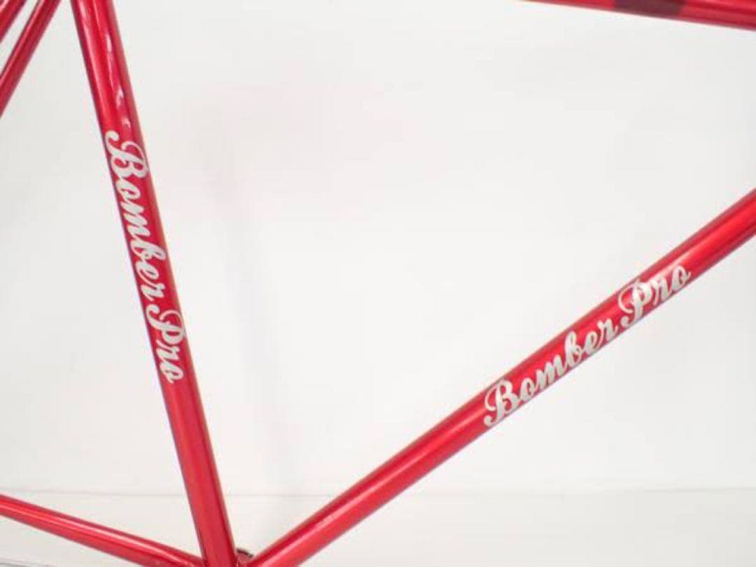 鶴岡レーシング ボンバープロ