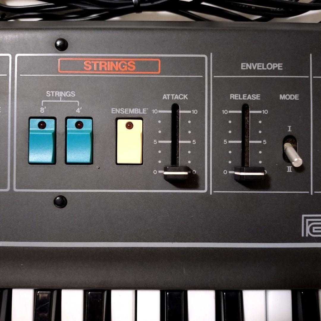 Roland　RS-09　オルガン・ストリングス　シンセサイザー　キーボード