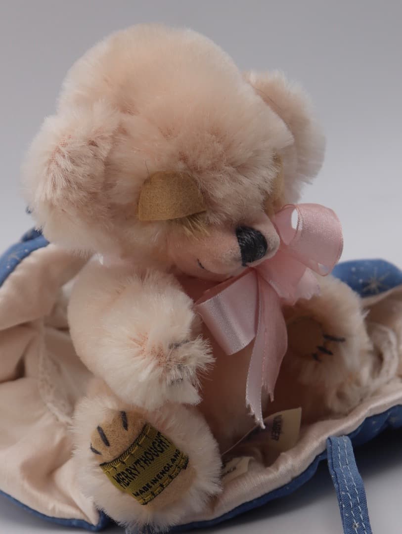 チーキー・ドリームランド 15cm MERRYTHOUGHT 小さなバッグ付き