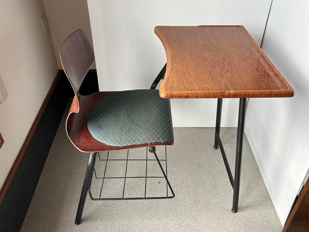 ドイツ　ヴィンテージ　FLOTOTTOフロトット デスク&チェア　学校　机　椅子