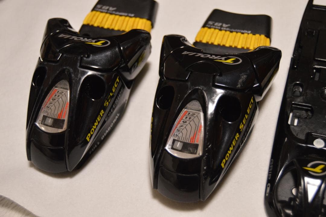 アトミック　ビンディング　POWER SELECT D8