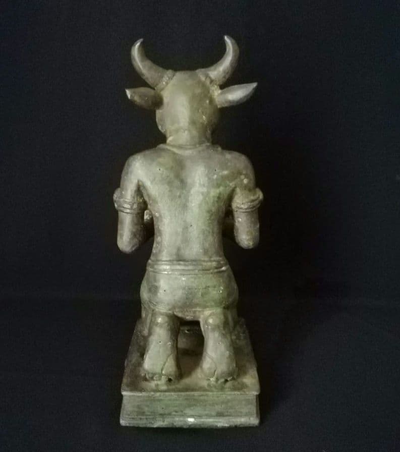 逸品　青銅牛神供犧子像　仏教　インド　中国　チベット　牛頭　 ガジュラーホ寺院群