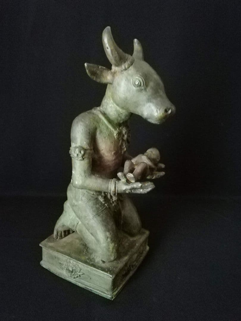 逸品　青銅牛神供犧子像　仏教　インド　中国　チベット　牛頭　 ガジュラーホ寺院群