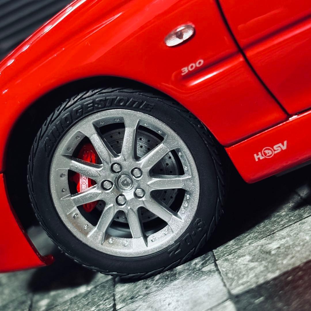 国内未入荷 1/18 AUTOart HSV VT2 GTS 300kw
