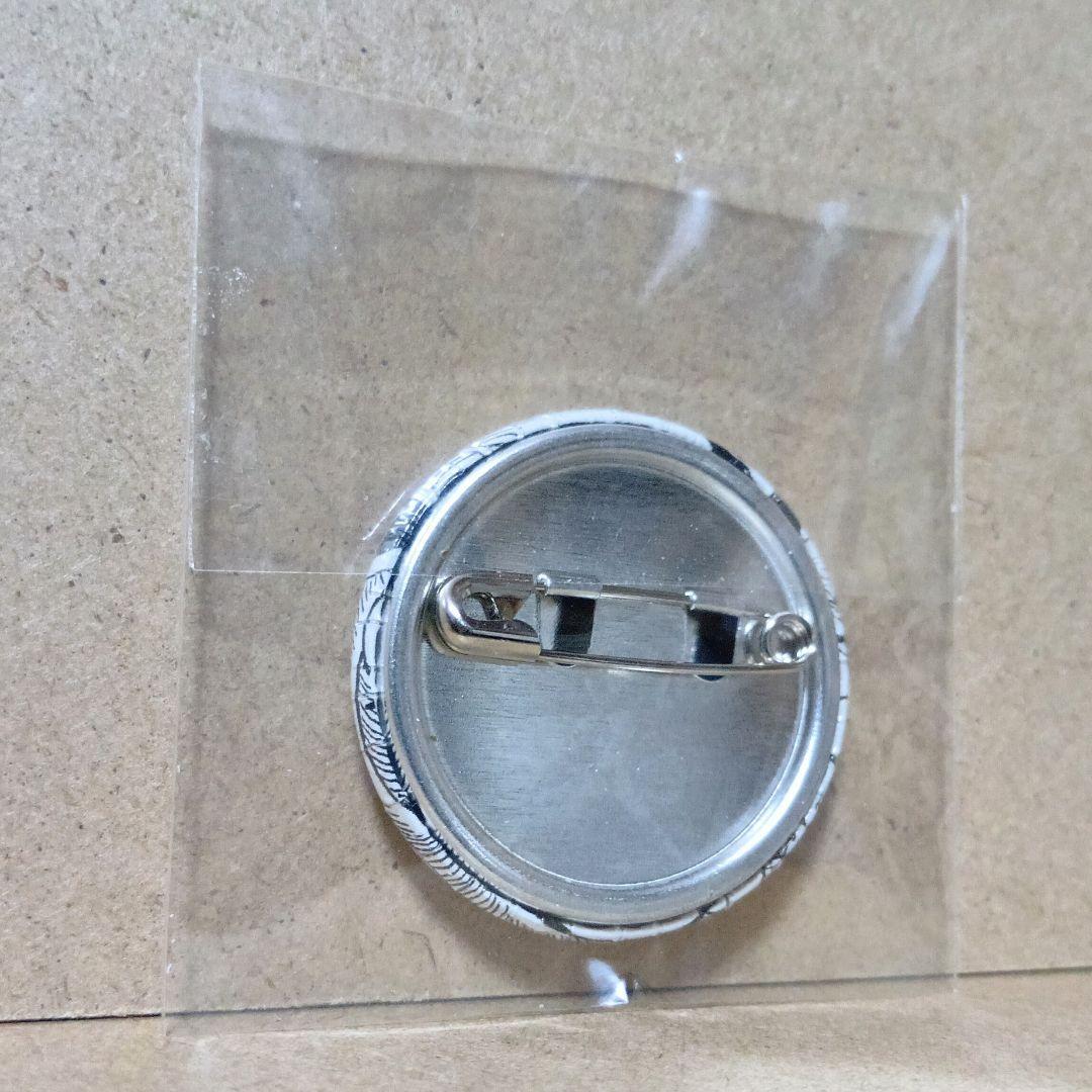 【激レア】ミートザワンピース オールフェイス [ ドフラミンゴ ] 缶バッジ