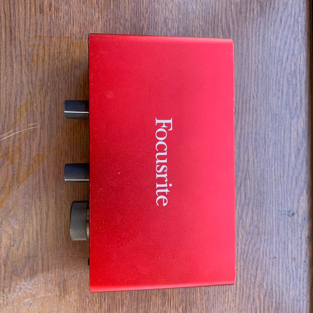 Focusrite Scarlett Solo 音声インターフェース