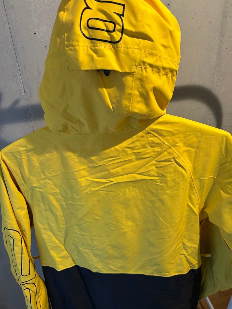 Thirtytwo スノーボードジャケットL 耐水圧20000mm