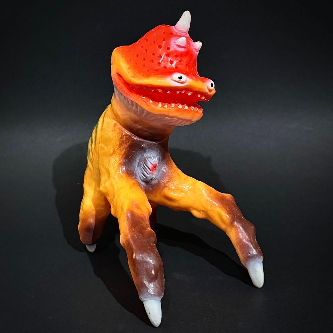 アマプロ 【寄生怪獣 トウチューカ 幼生 】 パチ怪獣 インディーズソフビ