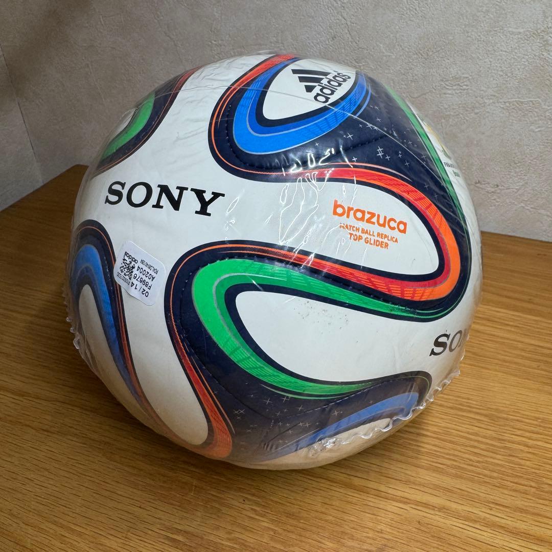 【美品】adidas ブラズーカ 2014 FIFAワールドカップ　レプリカ
