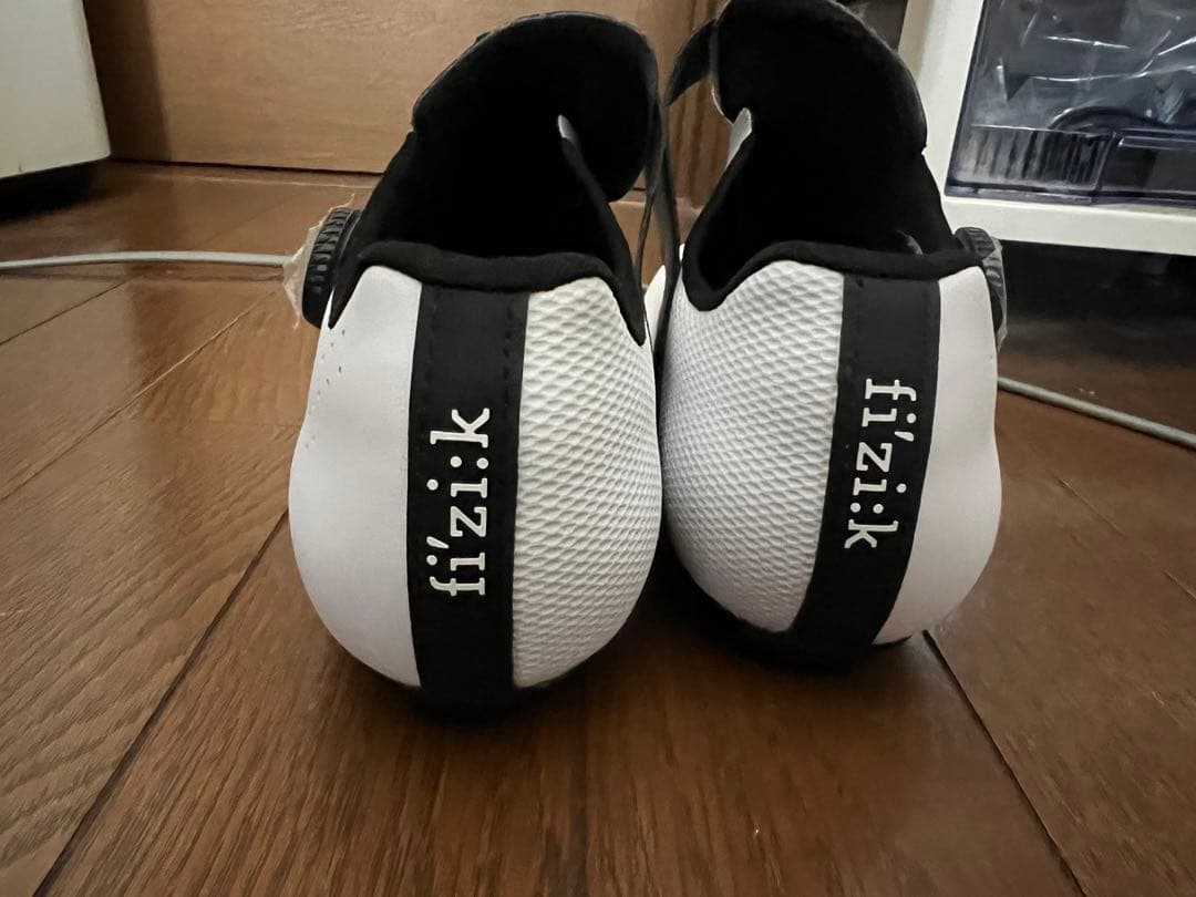 ウェア fizik VENTO INFINITO CARBON 2 WIDE 38.5
