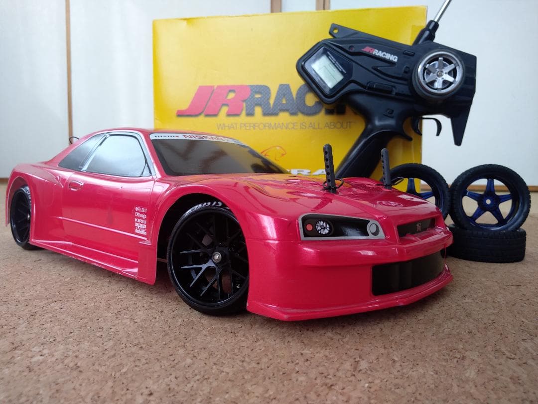 タミヤ TG10 フルセット エンジンカー R34GTR ドリフトタイヤ付き