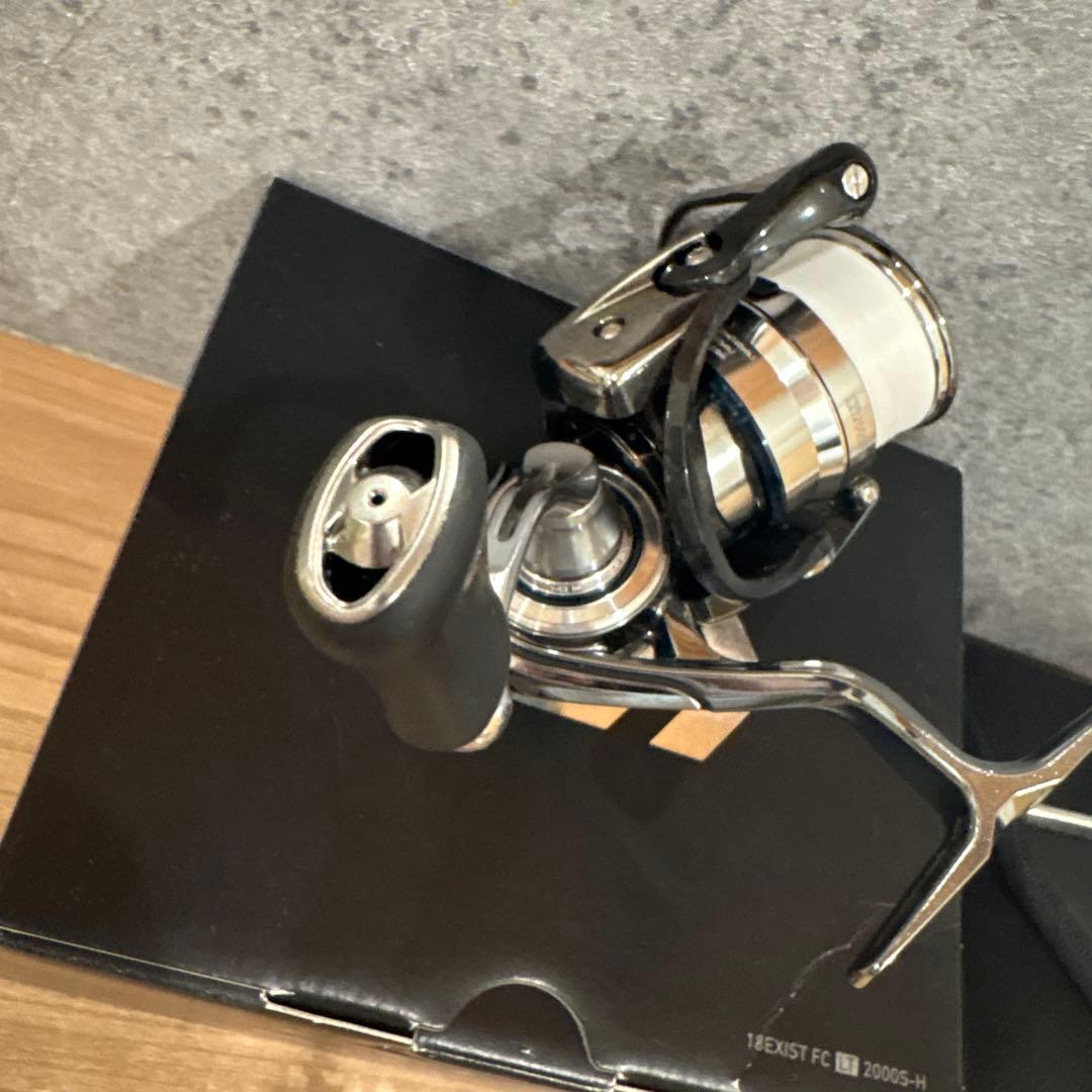 Daiwa Exist LT 2000S-H スピニングリール　イグジスト 18