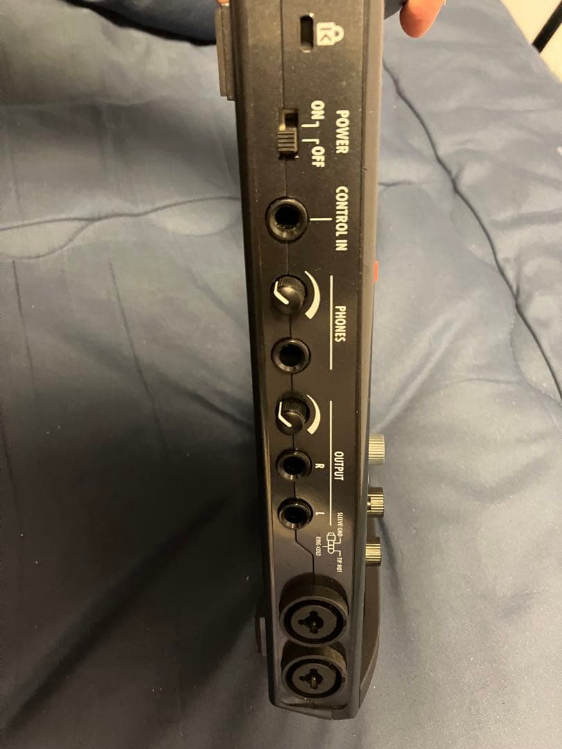 ZOOM R8 マルチトラックレコーダー