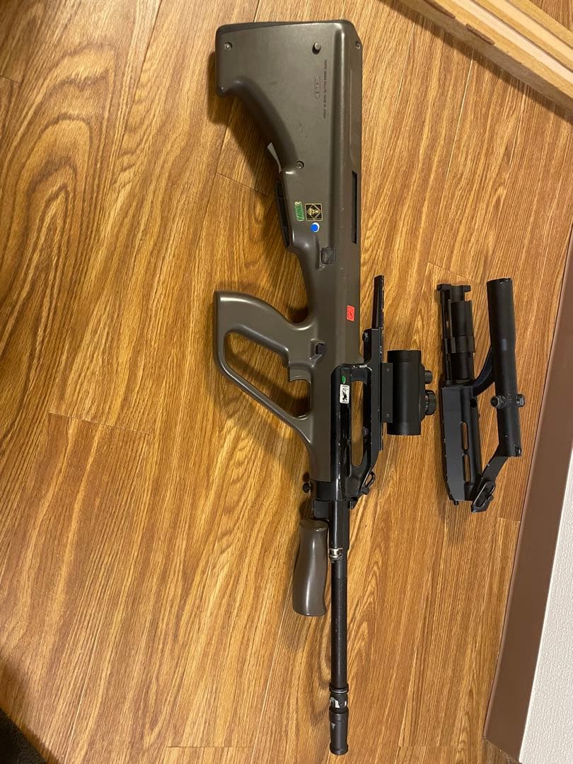 絶版品【ジャンク】東京マルイ　ステアーAUG ミリタリーモデル