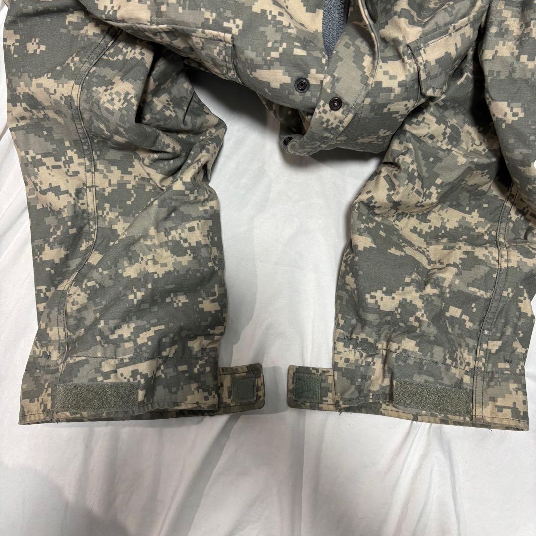 米軍　ACU デジタルカモ M-65 フィールドジャケット　ライナー付き　実物