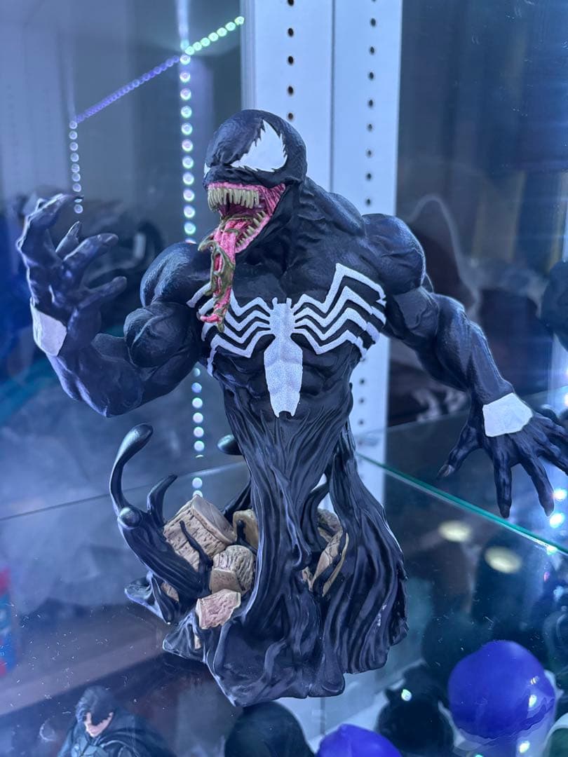 最終大幅値下げ❗️［完売品］早いもの勝ち⭐️ ヴェノム　ジェントルジャイアント
