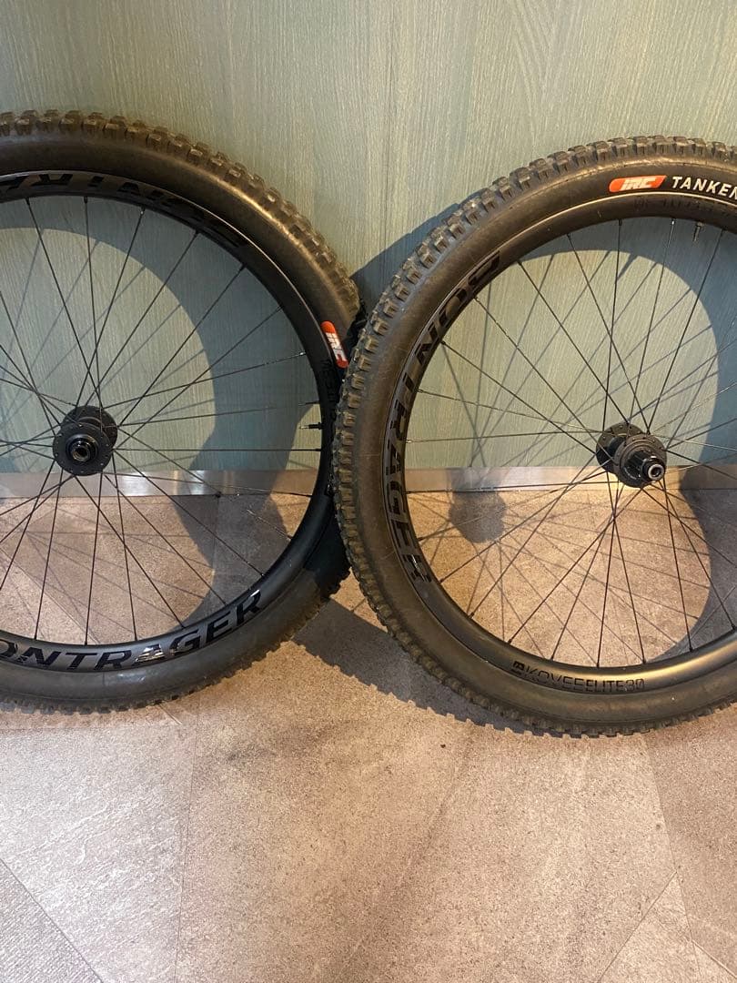 カーボンホイール 29インチ ボントレガー BOOST(タイヤは付属しません)