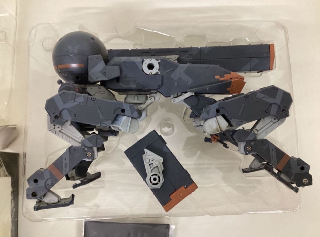 プレイアーツ改 メタルギアソリッドピースウォーカー　バジリスク