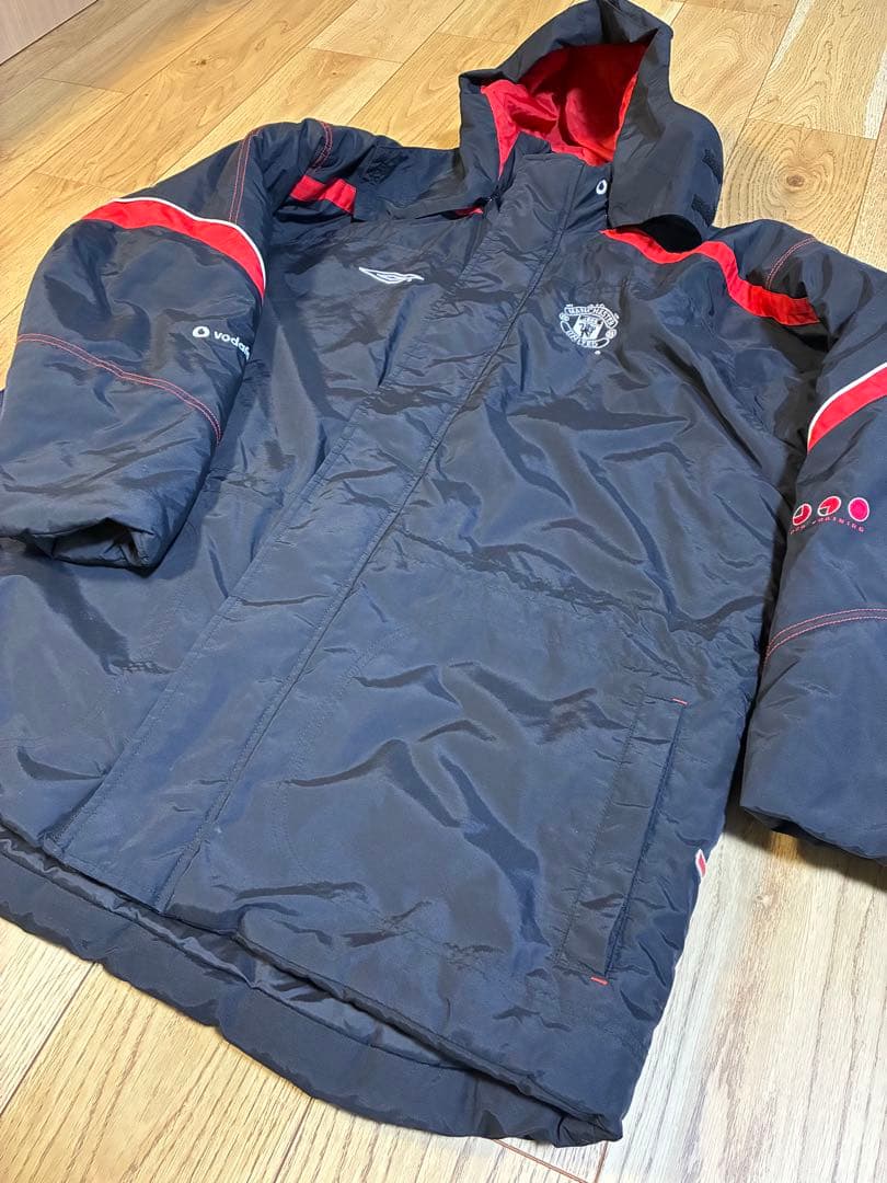 美品　90s UMBRO マンチェスターユナイテッド　中綿　ナイロンジャケット