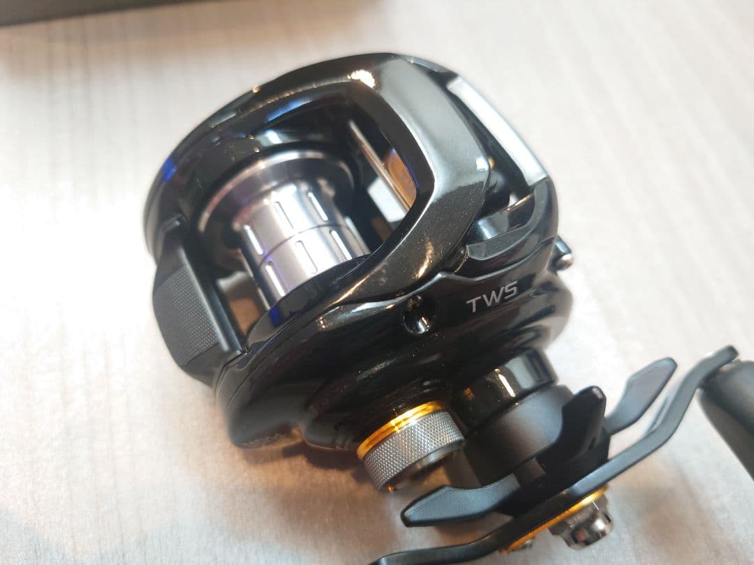 DAIWA タトゥーラ 103H-TW ベイトリール