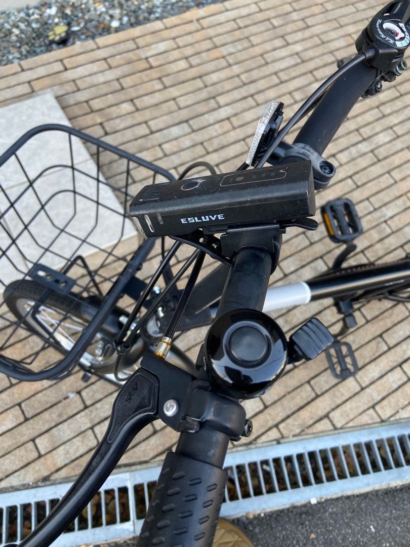 折りたたみ自転車 ブラック エンジンラボA 20インチ　6段変速　大阪