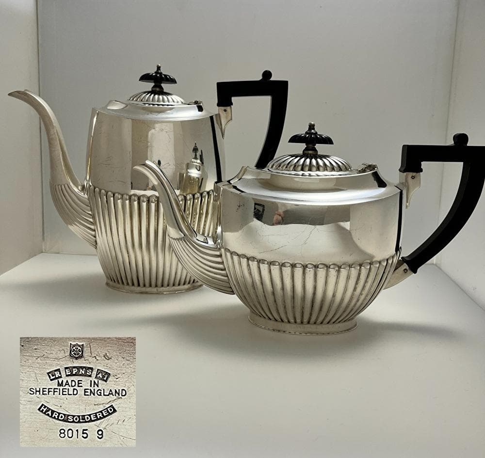 【英国】 クイーンアンスタイルのティーセット 4点 ティー/コーヒーポット