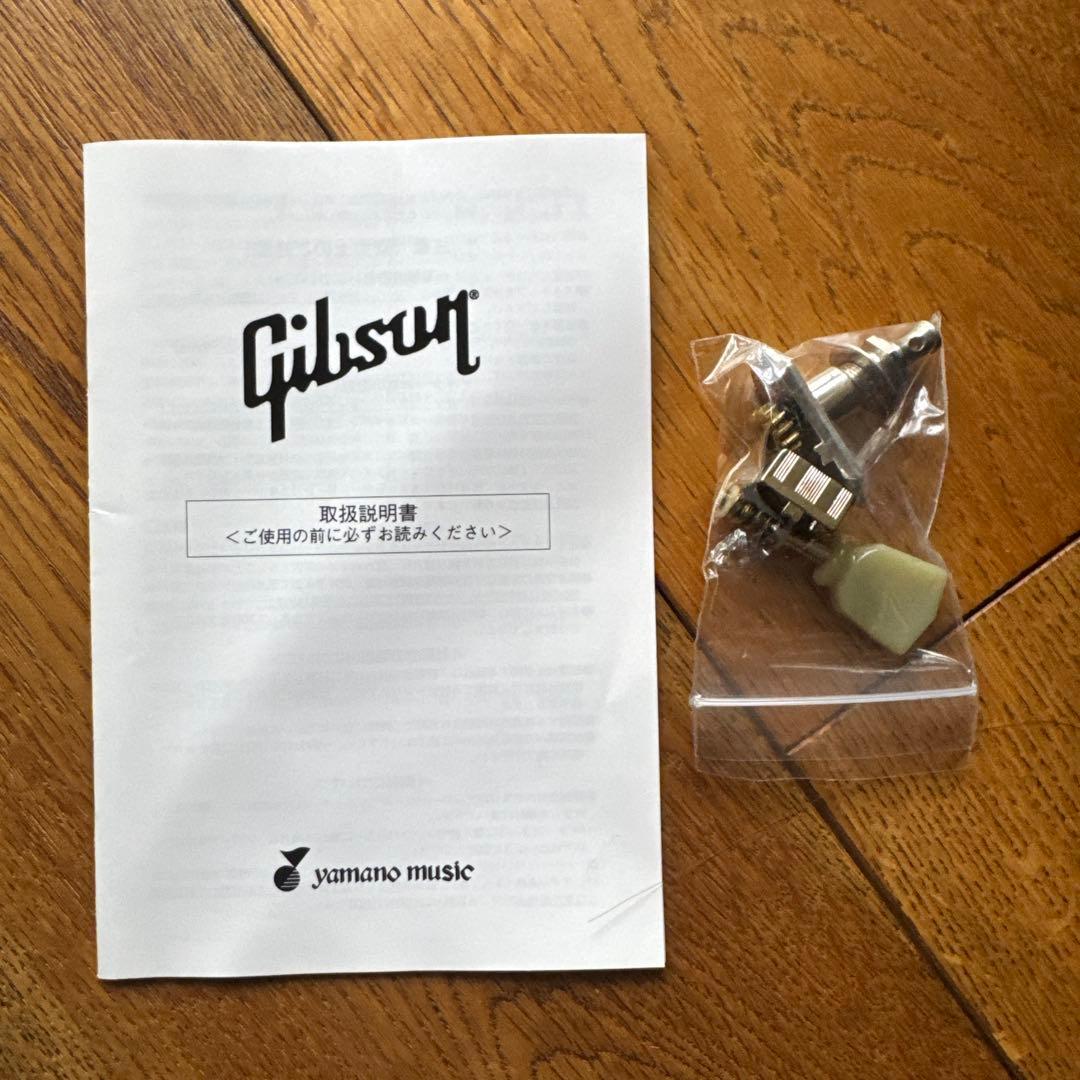 Gibson Les Paul Studio 赤 ハードケース付き