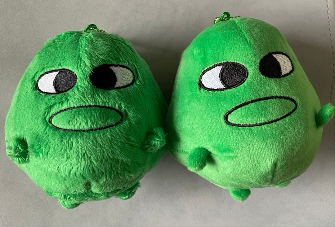 新品 マエスケ キーホルダー ぬいぐるみ MAESUKE 2個 セット ふさふさ