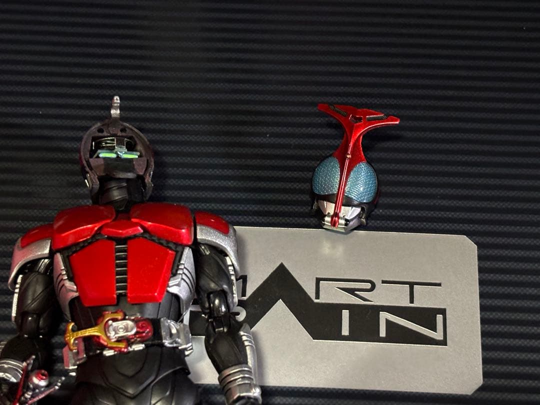 発光頭部　真骨彫　仮面ライダー カブト10th Anniversary Ver.