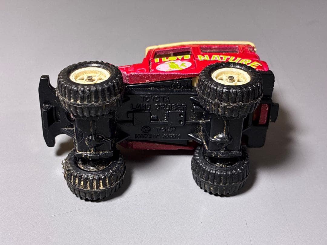 トミカ 日本製 トヨタ ランドクルーザー ビックタイヤ