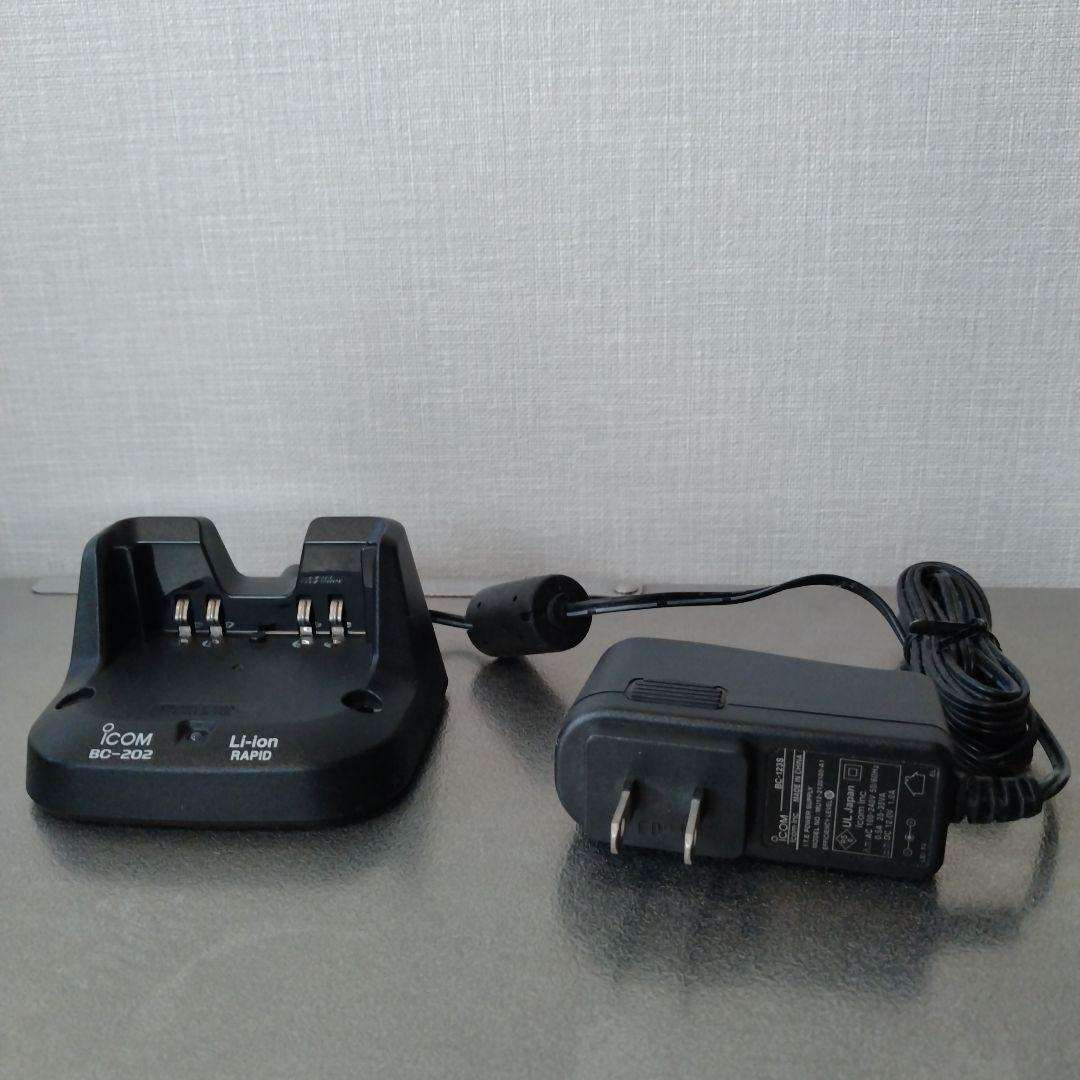 iCOM IC-DPR3 トランシーバー 充電器付き
