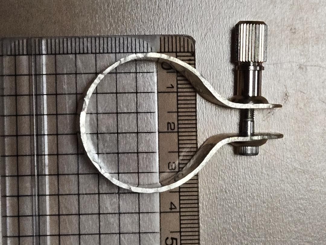 SV950ソリッドシルバー　テナーSAXラバーマウスピース用リガチャー上締め