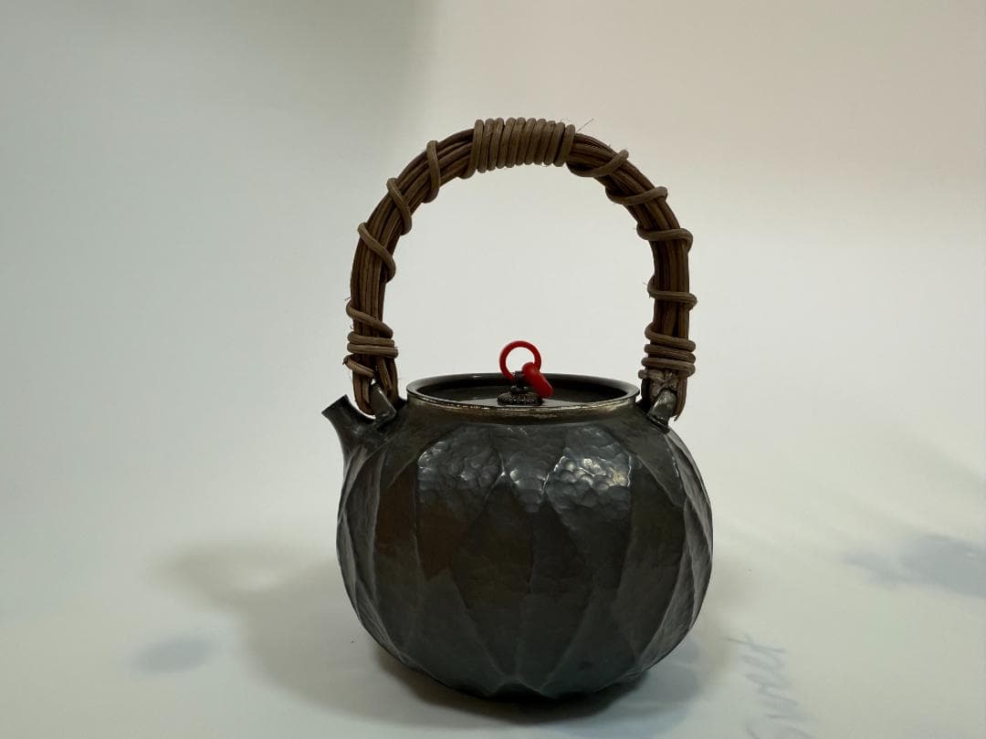 純銀製 カボチャの形 蝉文 藤編み提手 湯沸 銀瓶 煎茶道具