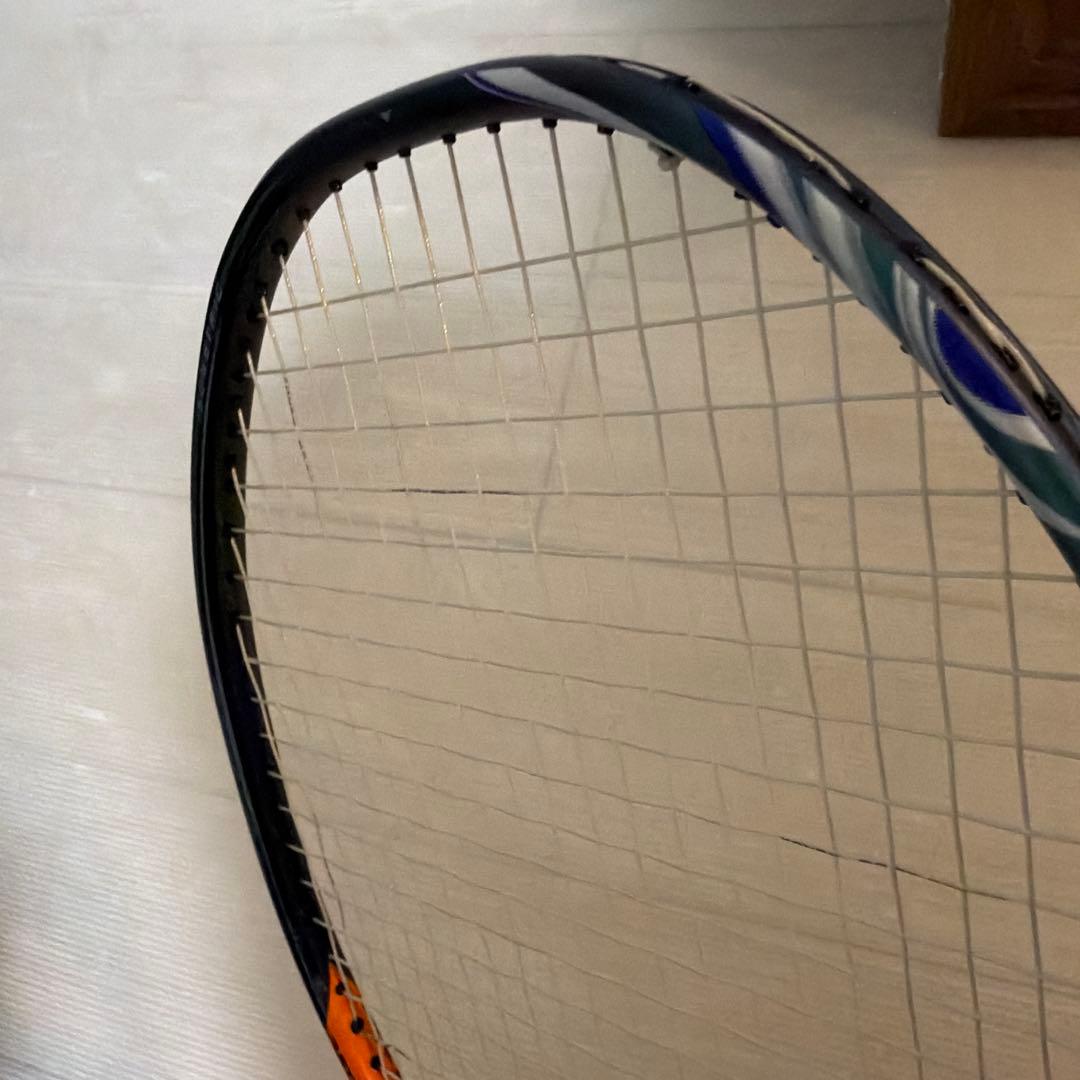 バドミントンラケット ストリング入り