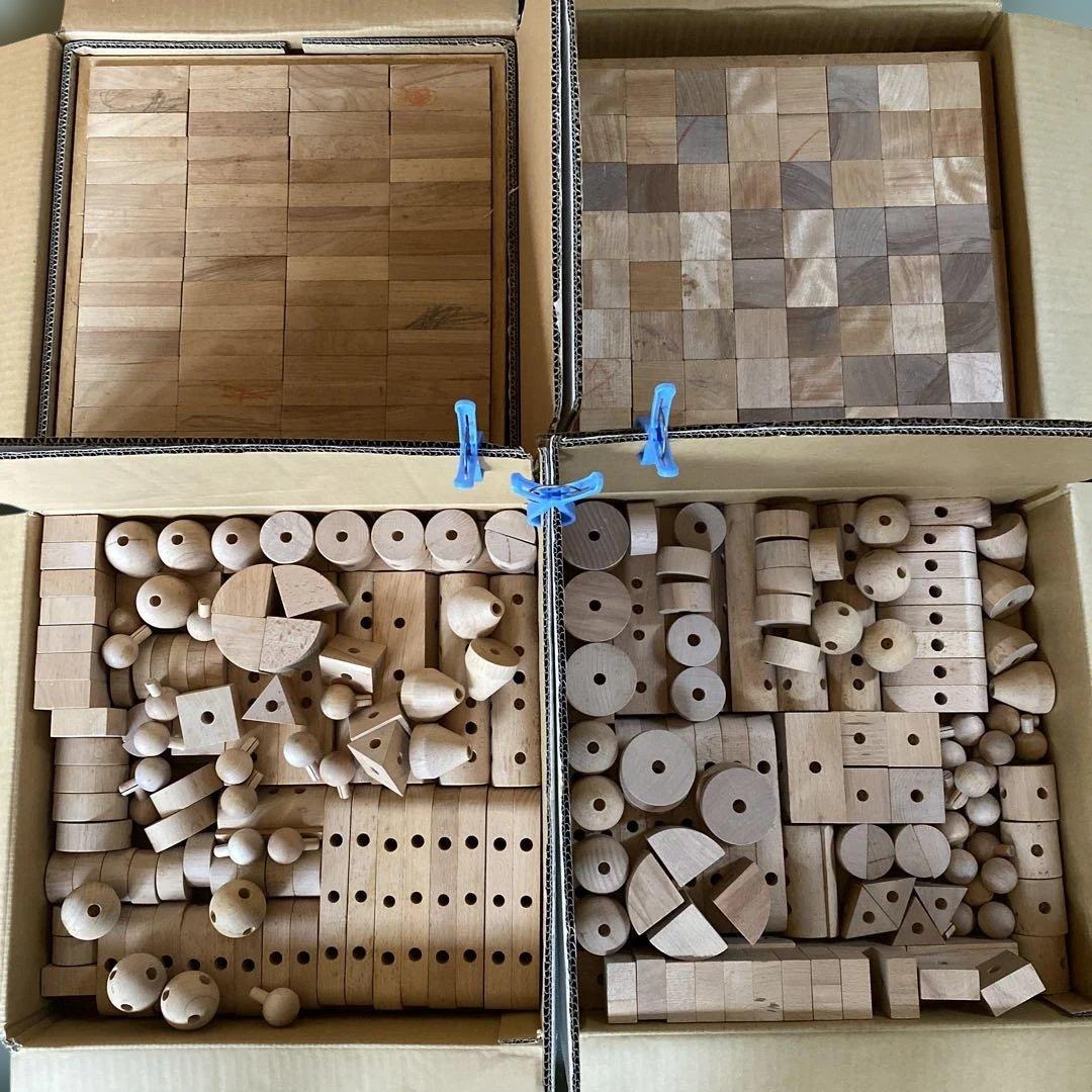 【お値下げ大量まとめ売り】童具館2.WAKU-BLOCK立方体と直方体1つずつ。