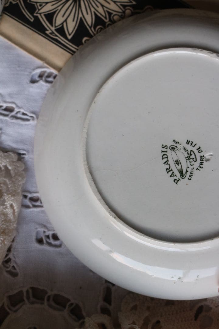 グリーン　Creil et montereau レリーフ　ソーサー　　c&s