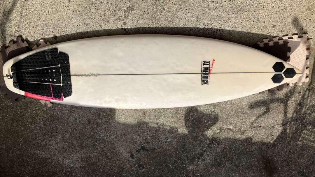 アルメリック　ショートボード　two happy