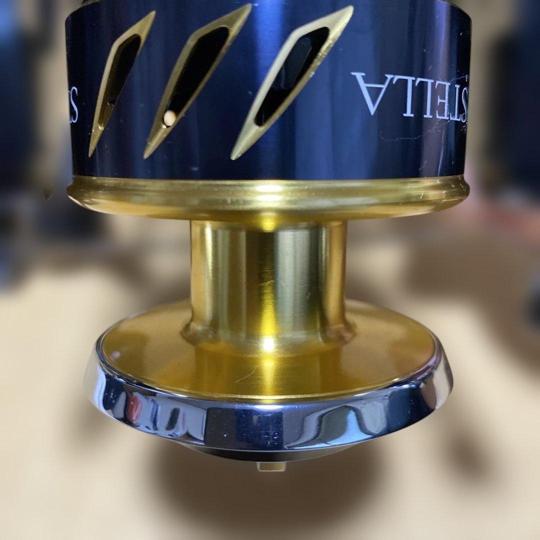 あお。13ステラSW 10000PG左巻き本体のみの出品です。