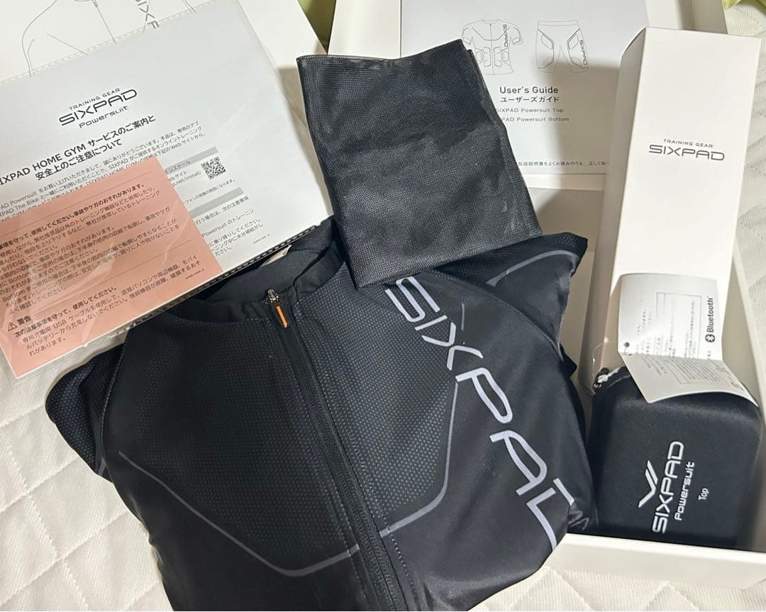 シックスパッド　パワースーツ上　レディースMサイズ