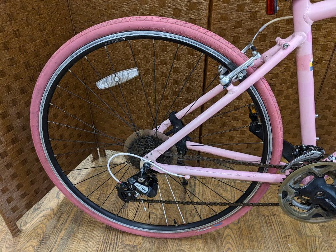 配送方法変更済み　U065 クロスバイク　28インチ　3×8段変速　ピンク