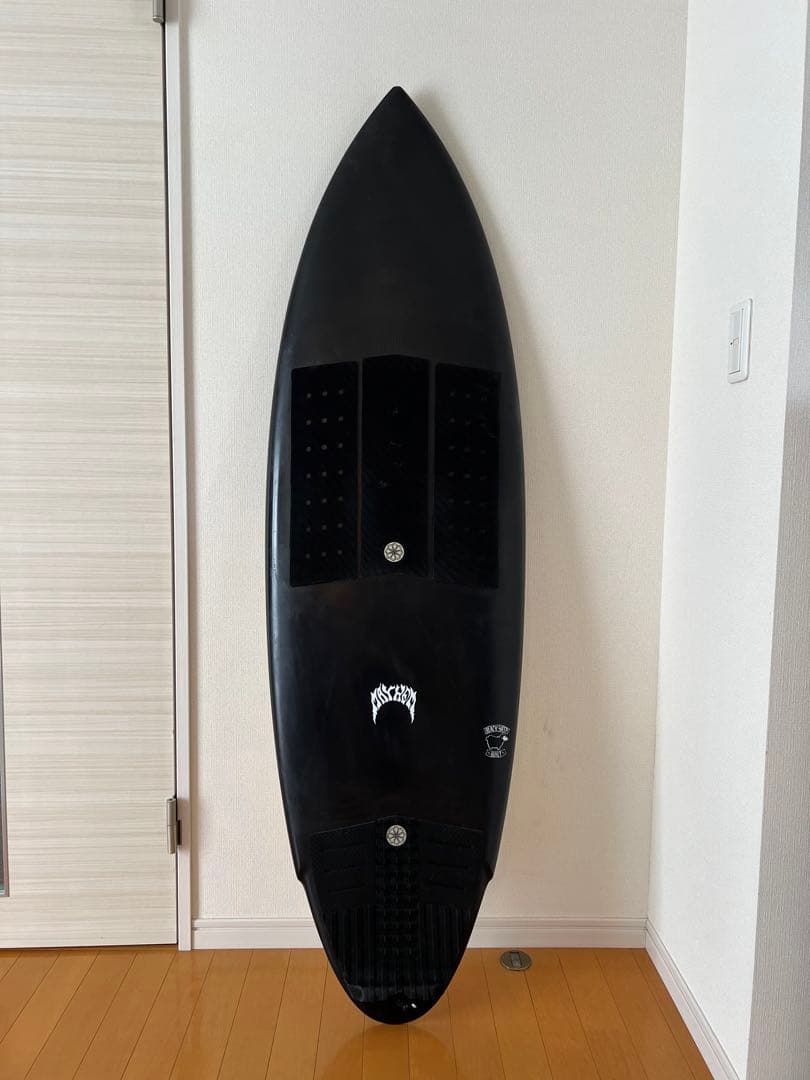 LOST RETRO TRIPPER 5’6 BLACK SHEEP BUILT