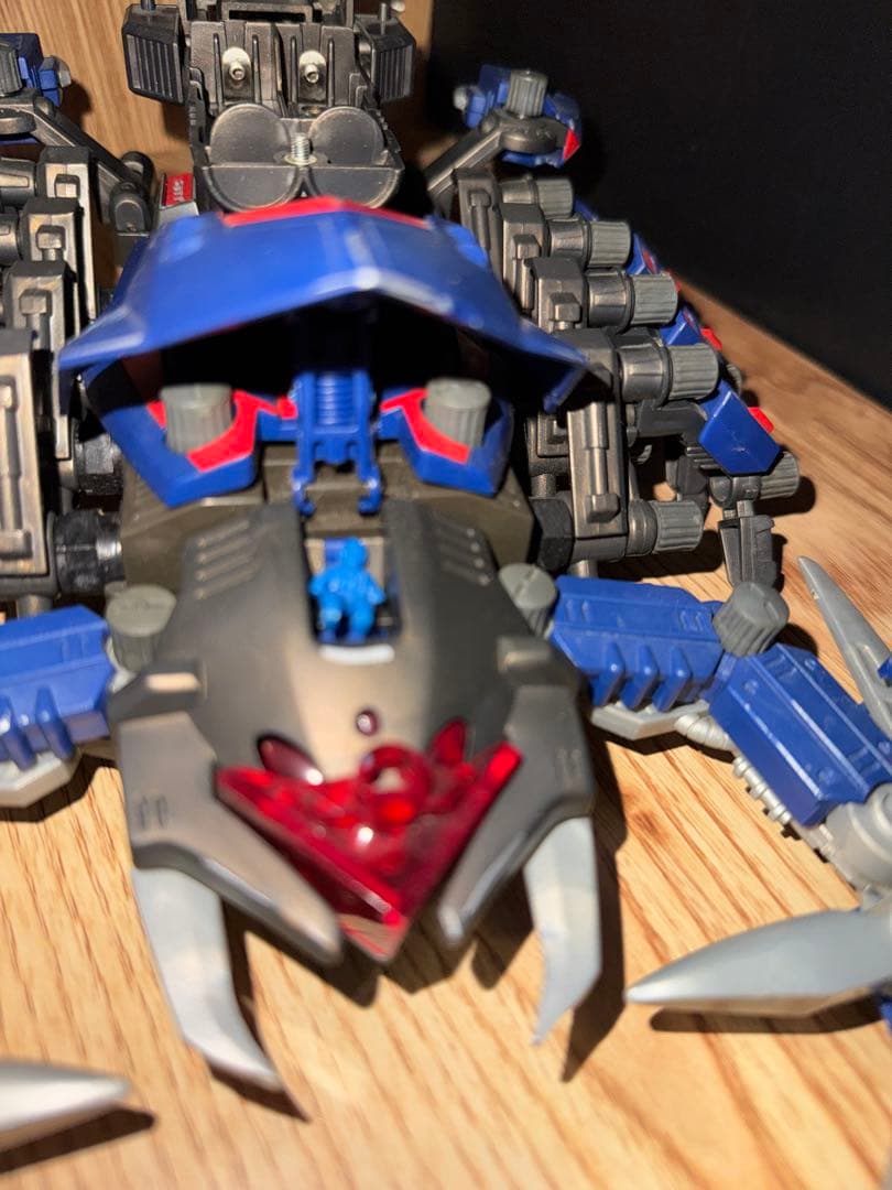 週末セール中　ZOIDS デススティンガー　プラモデル　現状品