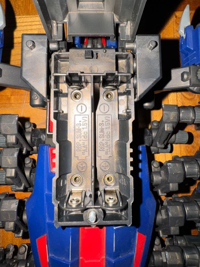 週末セール中　ZOIDS デススティンガー　プラモデル　現状品