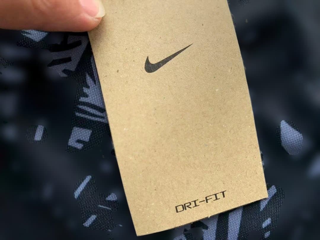 Stüssy 半袖シャツ 黒地葉柄 M