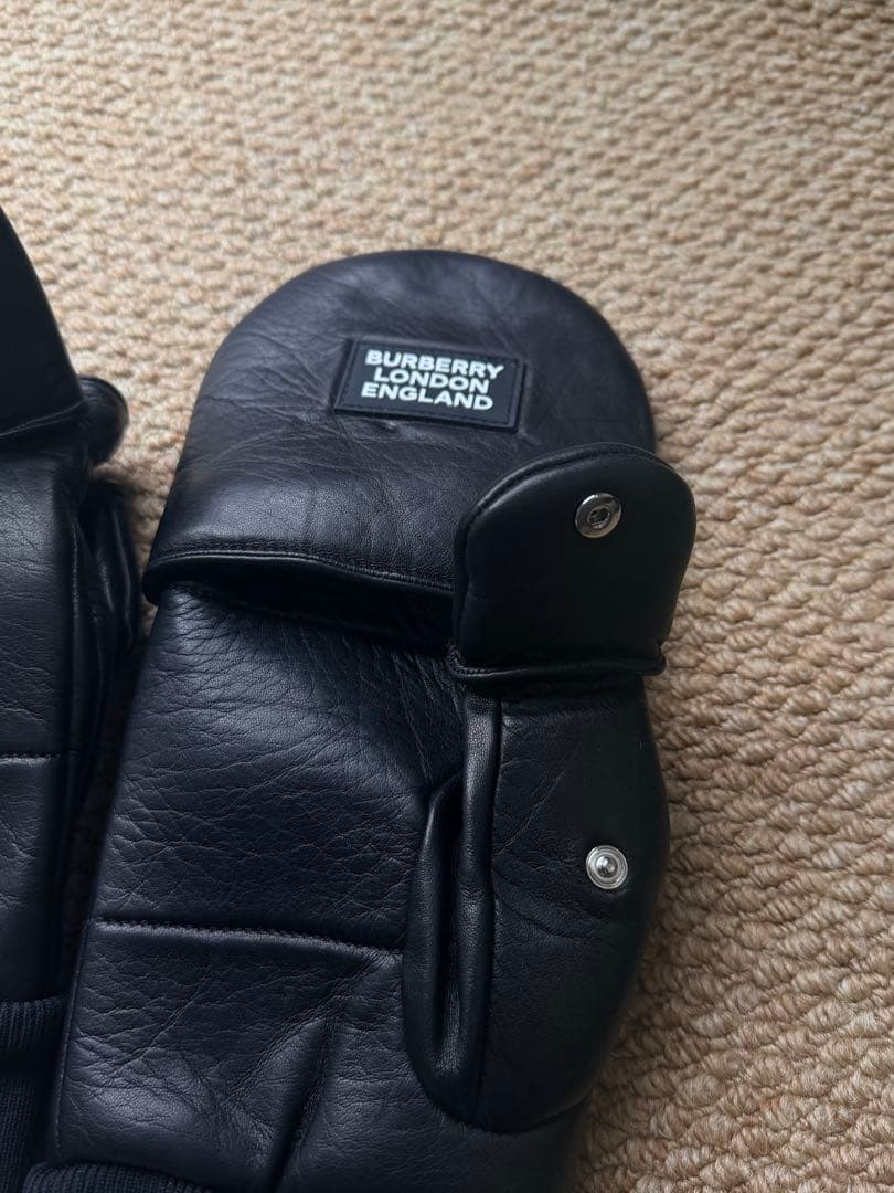 バーバリー BURBERRY手袋3IN1グローブ ラムスキン ブラック Mサイズ