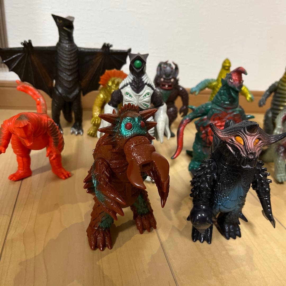 怪獣フィギュア ソフビ　11体セット　まとめ売り