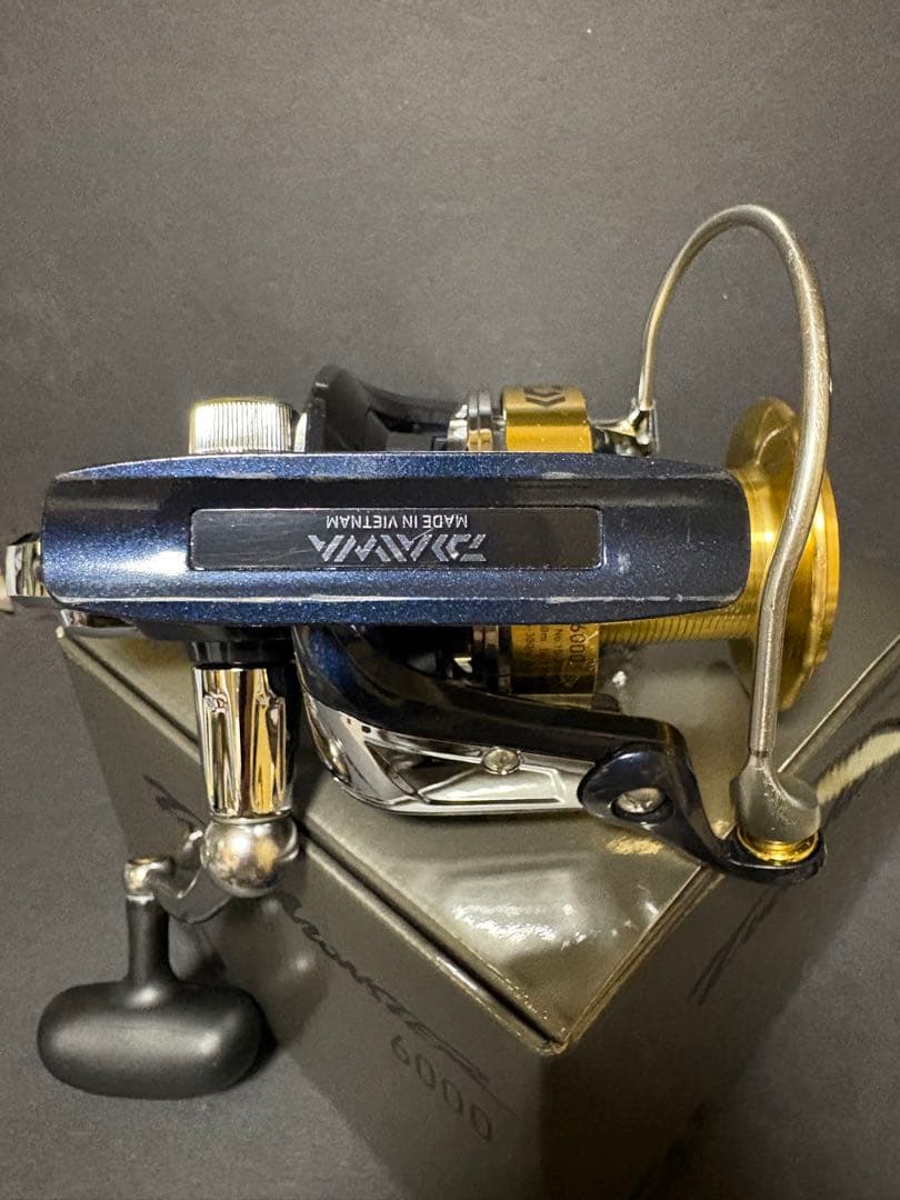 ダイワ タマンモンスター　6000 スピニングリール