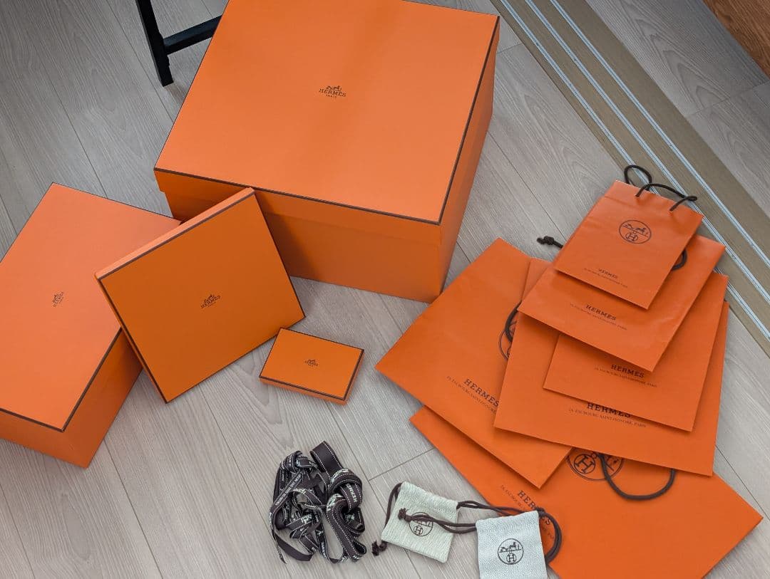 エルメスの箱x4等