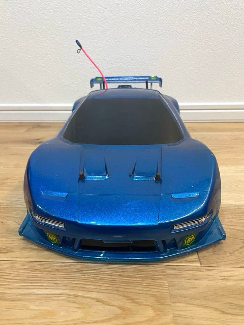 avex童夢無限　エンジンカー　ラジコンカー