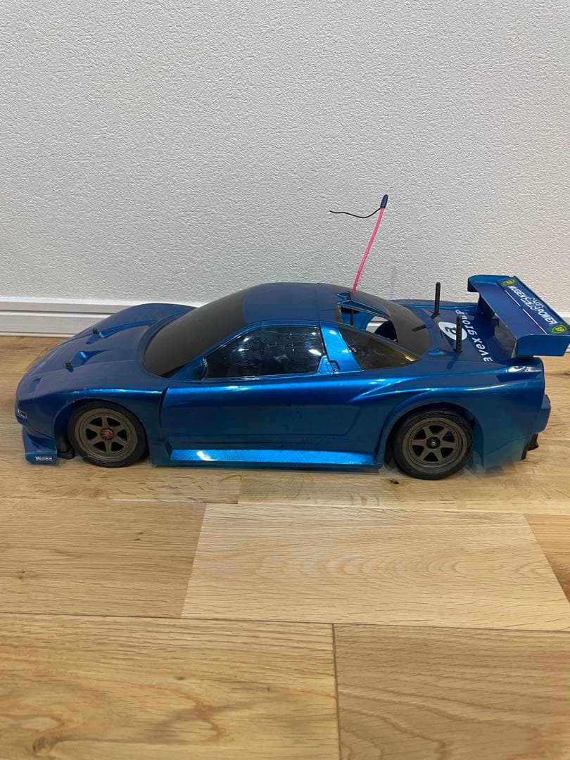 avex童夢無限　エンジンカー　ラジコンカー